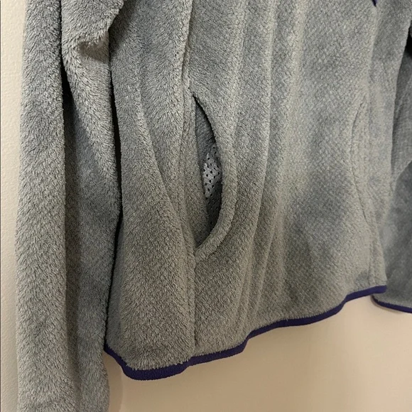 Patagonia Womens Re-Tool Snap-T Fleece Pullover Jacket Sz Small Gray & Purple - Picture 9 of 11